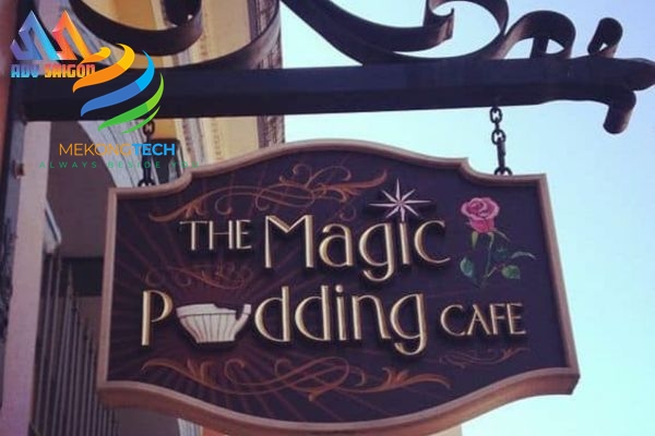 Bảng Hiệu Gỗ Vintage: Nét Đẹp Hoài Cổ Trong Thời Hiện Đại